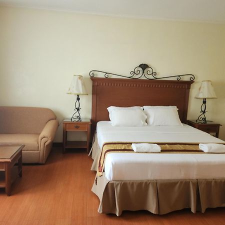Villa Tomasa Alona Kew White Beach Resort Panglao-stad Buitenkant foto